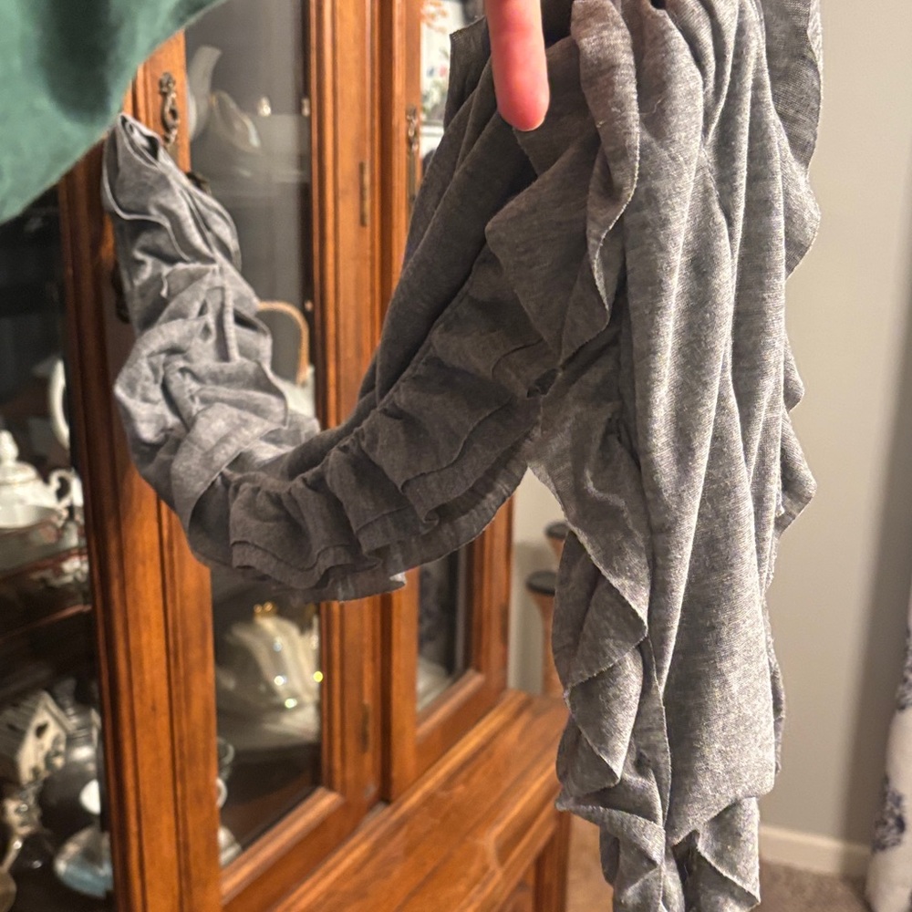 Gray Ruffled Scarf - Picture 3 of 3
